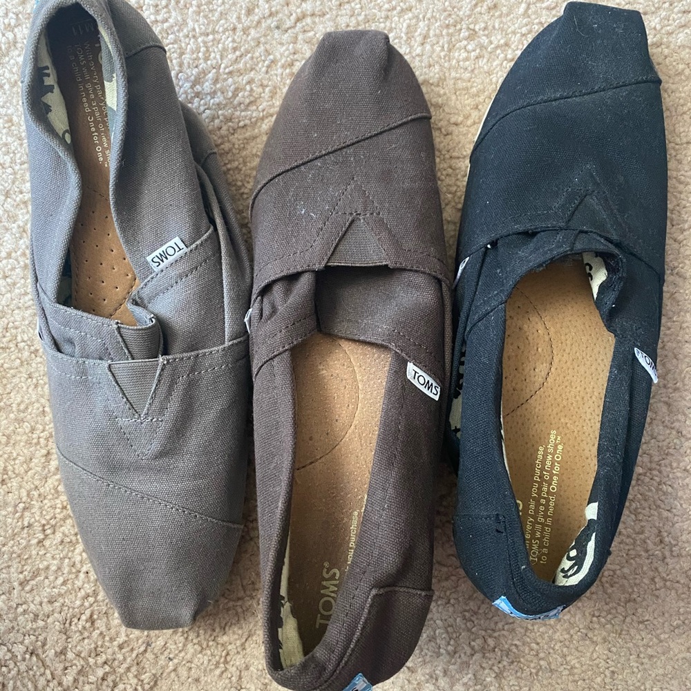 Toms